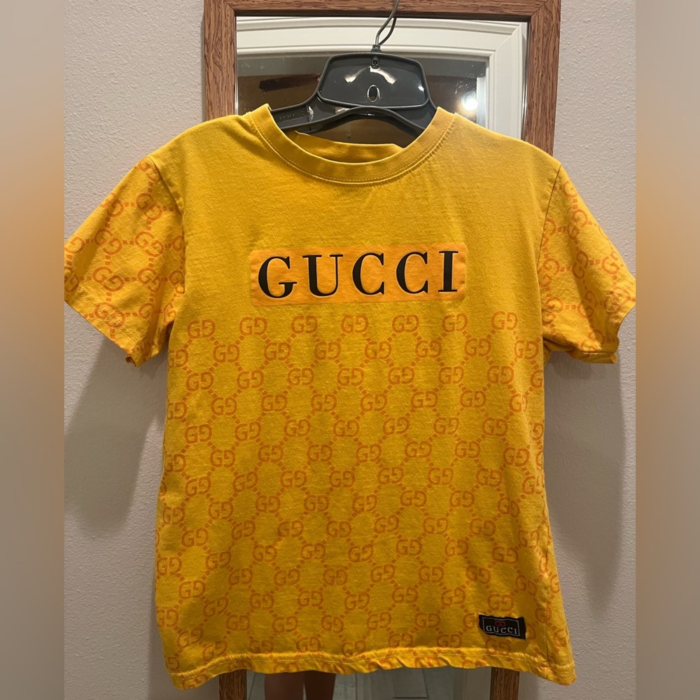 Gucci t-shirt gold-yellow size M